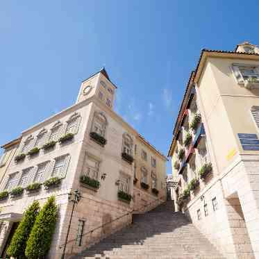 覚王山ル・アンジェ教会 静粛な街に佇む イタリアの街並みを全館貸切 贅沢ウエディング