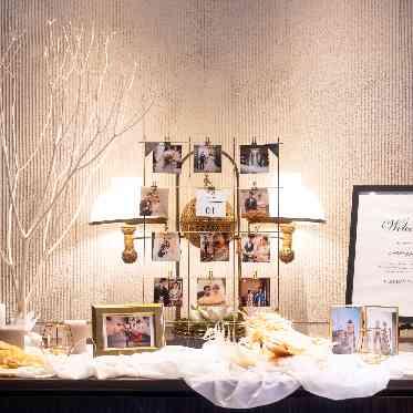 覚王山ル・アンジェ教会 当方のレンタルウエルカムグッズを活用すれば、お写真を用意するだけで素敵空間に