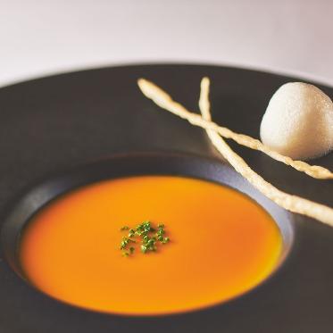 覚王山ル・アンジェ教会 幅広い世代に愛される上品な味わい