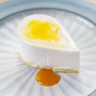 KKRホテル博多 ウエディングケーキ