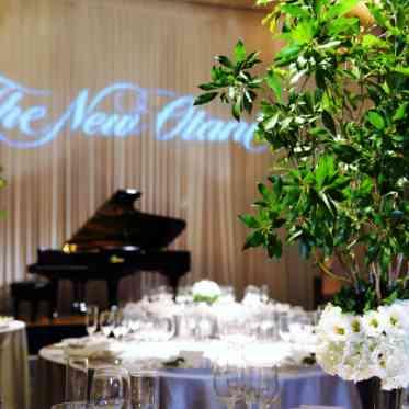 ホテルニューオータニ博多 New Otaniのロゴを移し出すことも可能