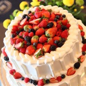 KKRホテル東京 オリジナルウェディングケーキ