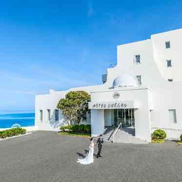 HOTEL GREGES(オテル グレージュ) 非日常へ誘う、海辺のリゾートホテル