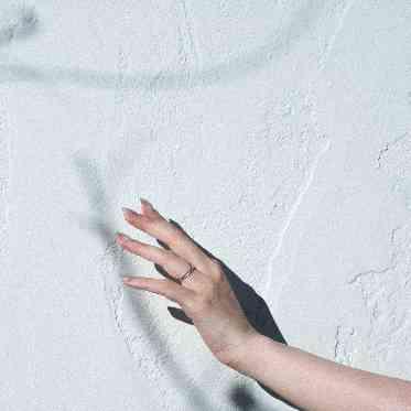 HOTEL GREGES(オテル グレージュ) 白亜の外壁