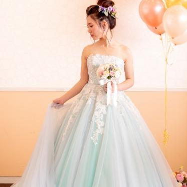 ホテルニュープラザ KURUME たくさんの中から、運命のドレスを。