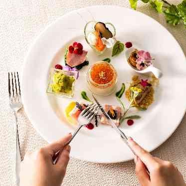 迎賓館シェーナ PARTIR KYOTO ひと皿ひと皿に、おもてなしの心を込めた美味を