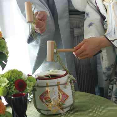 アルマリアン 福岡(ALMALIEN FUKUOKA) ミニ樽を用いて鏡開きも可能*