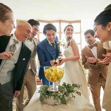 アルマリアン 福岡(ALMALIEN FUKUOKA) 定番のケーキカットに代わって人気のフルーツパンチ♪食後にゲストにふるまって!