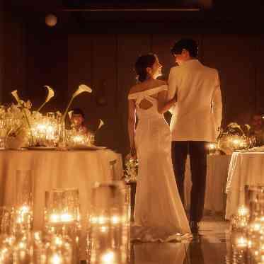 アルマリアン 福岡(ALMALIEN FUKUOKA)/エスクリウェディング ふたりらしさを装花や色づかいで表現します