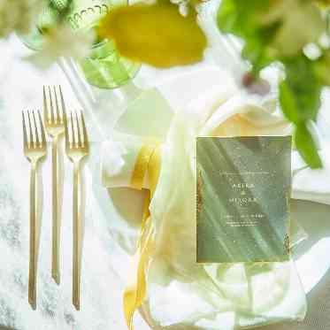 アルマリアン 福岡(ALMALIEN FUKUOKA)/エスクリウェディング ふたりらしさを装花や色づかいで表現します