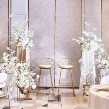 アルマリアン 福岡(ALMALIEN FUKUOKA)/エスクリウェディング ふたりらしさを装花や色づかいで表現します