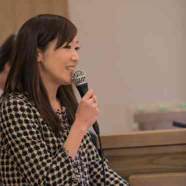 絶妙のタイミングで紡ぐ言葉の魔法で「ありがとう」を伝える司会