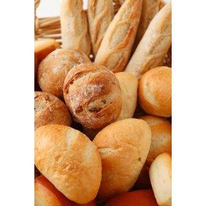 焼きたてのパンは上品な味わい
