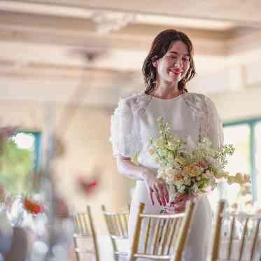 TOAST やわらかい日差しが入りこむ空間