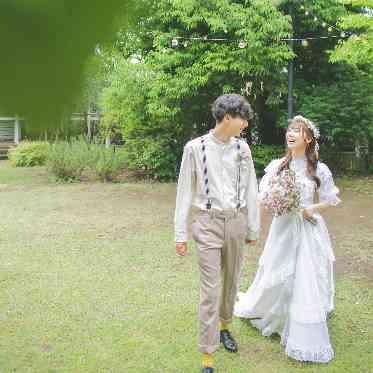 ザ サリィガーデン ガーデンにピッタリなナチュラルなドレス