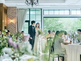 ヴィクトリアガーデン恵比寿迎賓館 披露宴会場の写真2