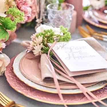 ヴィクトリアガーデン恵比寿迎賓館/テイクアンドギヴ・ニーズウェディング テーブルコーディネート