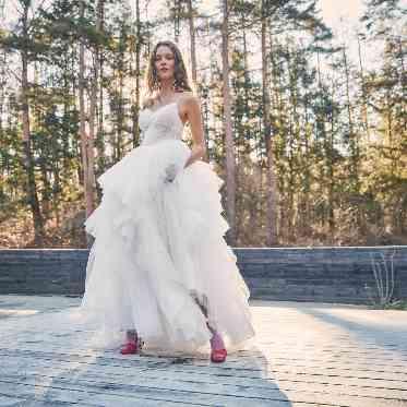 ヴィクトリアガーデン恵比寿迎賓館/テイクアンドギヴ・ニーズウェディング トレンドを抑えたドレスが豊富