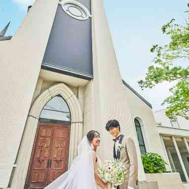 ノートルダム北九州/FIVESTAR WEDDING 八幡のシンボルマークが目印