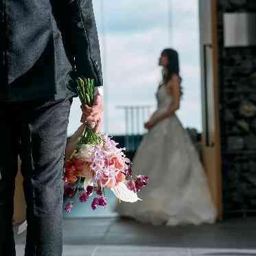 人気のファーストミートも天空の教会で