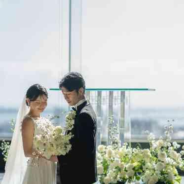 SOLA KOBE 自然光がふたりを包みこむ