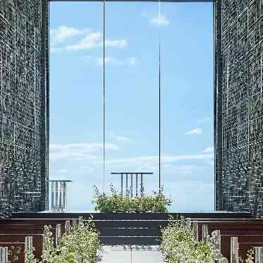 SOLA KOBE 空を見下ろす唯一無二の祭壇