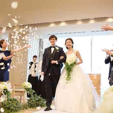 ENOTECA PINCHIORRI(エノテーカ ピンキオーリ) フラワー/バブル/ライスなど、各種シャワーイベントも可能