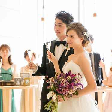 ENOTECA PINCHIORRI(エノテーカ ピンキオーリ) お待合スペースではドリンクを提供してのウエルカムパーティーも可能