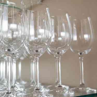 ENOTECA PINCHIORRI(エノテーカ ピンキオーリ) その日のワインに合わせてグラスもセレクト