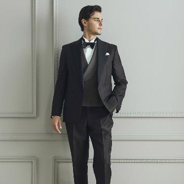 提携衣装店:TAKAMI