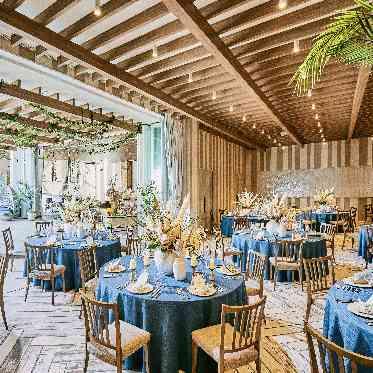 アール・ベル・アンジェ堺 1Fの披露宴会場 自然 緑風 「Ventvert」