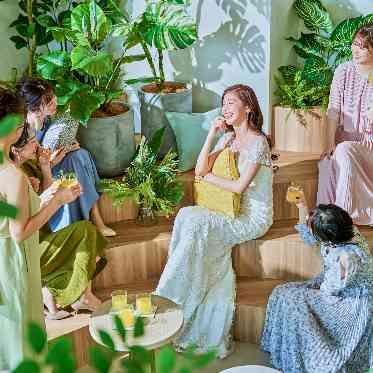 アール・ベル・アンジェ堺 ホワイエでの過ごし方は自由!ゲストと会話を楽しむ場としても◎