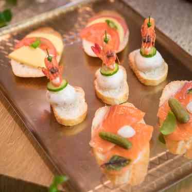 アール・ベル・アンジェ堺 コースとグランピングの融合は新しいWeddingのカタチ