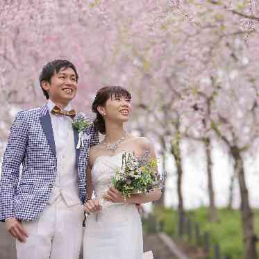 ガーデンテラス東山 桜の中のおふたりはとても素敵に!