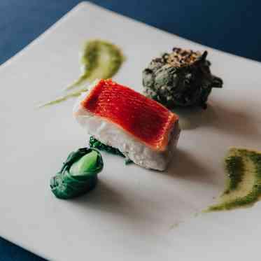 ガーデンテラス東山 金目鯛のシャンパン蒸しと姫サザエのブルギニヨン ソースヴェルト