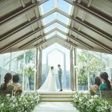 伊勢山ヒルズ 本物のパイプオルガンでの生演奏は圧巻