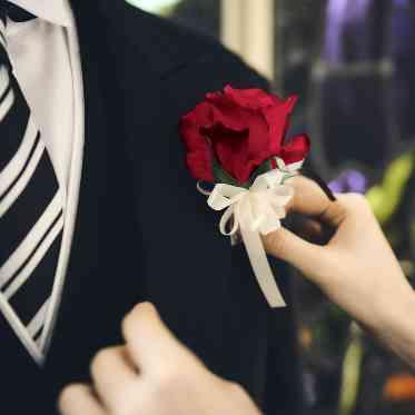 伊勢山ヒルズ 【人気演出 ローズセレモニー】親御様へ感謝のバラを贈って