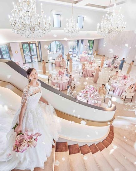 アニヴェルセル みなとみらい横浜 披露宴会場の写真1