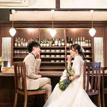 旧春田邸 デュボネ バーカウンター