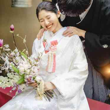 白無垢×ピンク小物