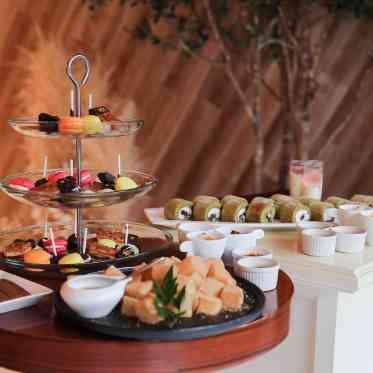 THE SEASON'S(ザ・シーズンズ)/テイクアンドギヴ・ニーズウェディング デザートブッフェ