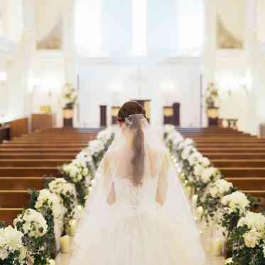 アンシェルデ・マリアージュ 大阪・高槻のランドマーク、純白の大聖堂で感動ウエディングを