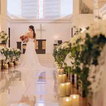 アンシェルデ・マリアージュ 大阪・高槻のランドマーク、純白の大聖堂で感動ウエディングを