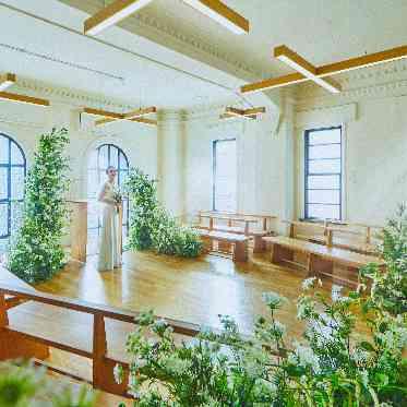 ヴォヤージュ ドゥ ルミエール 京都七条迎賓館 珍しい囲みスタイルは、実際に列席したゲストからも好評