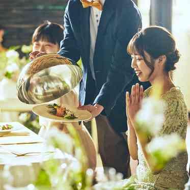 ヴォヤージュ ドゥ ルミエール 京都七条迎賓館 特別な日を彩るお料理とサービス