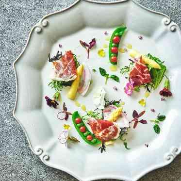 ヴォヤージュ ドゥ ルミエール 京都七条迎賓館 お料理と会話を楽しむ笑顔溢れるパーティ