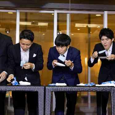 ALCAZAR AVVIO(アルカーサル・アヴィオ) アイス早食べ競争