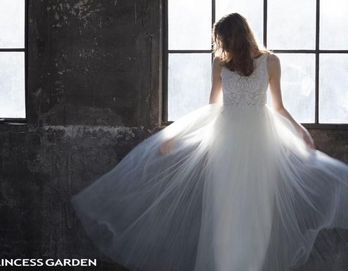 カサデアンジェラ馬車道 ドレス・衣装の写真3