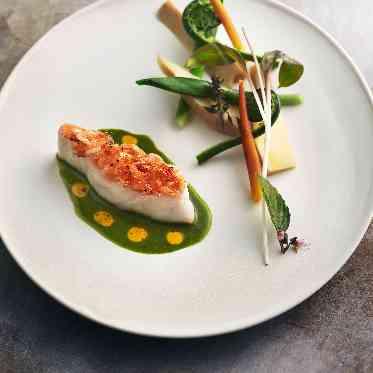 ふたりとゲストの為だけのコースで心も体も満たされる料理