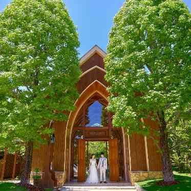 ララシャンス 博多の森 完全独立型の木のチャペル